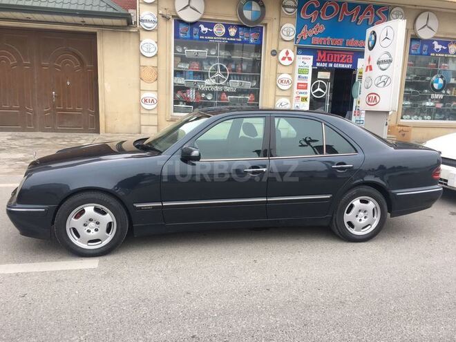 Mercedes E 270 2000, 291,000 km - 2.7 l - Bakı