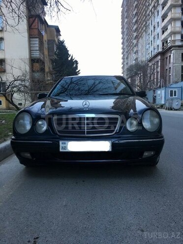 Mercedes E 270 2000, 291,000 km - 2.7 l - Bakı