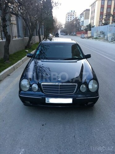 Mercedes E 270 2000, 291,000 km - 2.7 l - Bakı
