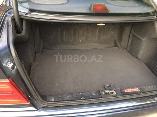 Mercedes E 230 1995, 290,000 km - 2.3 л - Bakı