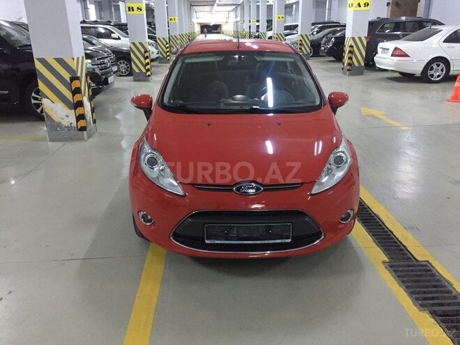 Ford Fiesta 2011, 63,000 km - 1.4 l - Bakı