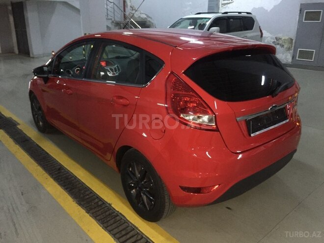 Ford Fiesta 2011, 63,000 km - 1.4 l - Bakı