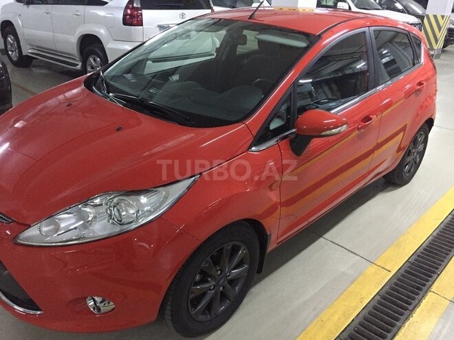 Ford Fiesta 2011, 63,000 km - 1.4 l - Bakı