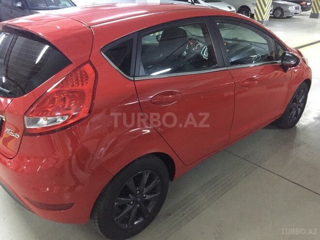 Ford Fiesta 2011, 63,000 km - 1.4 l - Bakı