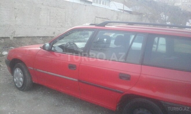 Opel Astra 1995, 231,000 km - 1.6 л - Bakı
