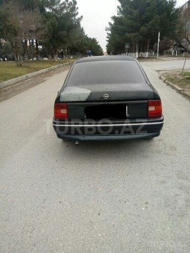 Opel Vectra 1994, 300,000 km - 1.8 l - Sumqayıt