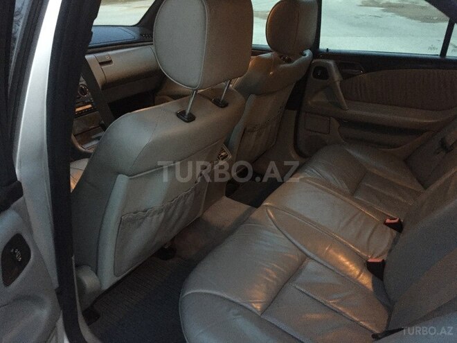 Mercedes E 320 1997, 193,000 km - 3.2 l - Sumqayıt