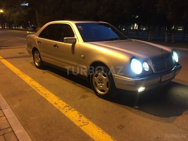 Mercedes E 320 1997, 193,000 km - 3.2 l - Sumqayıt