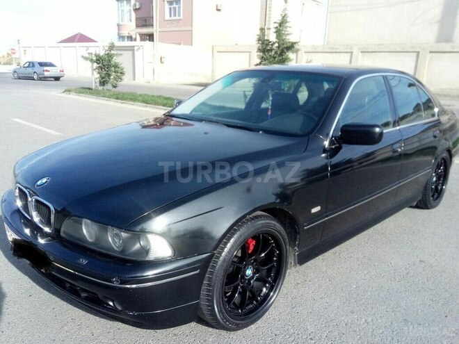 BMW 525 2001, 385,000 km - 2.5 l - Sumqayıt