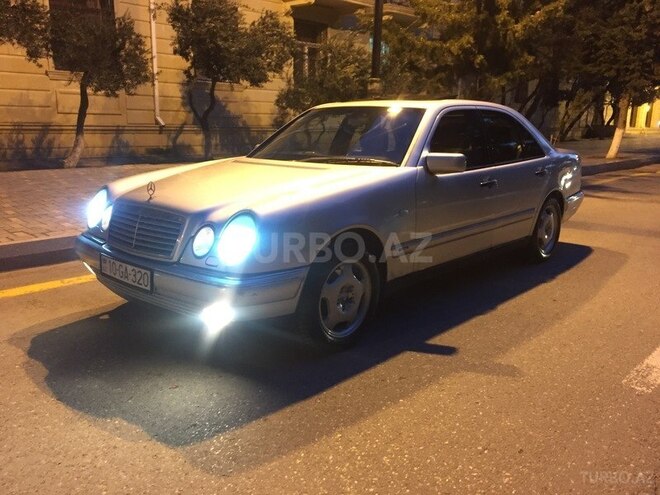 Mercedes E 320 1997, 193,000 km - 3.2 l - Sumqayıt