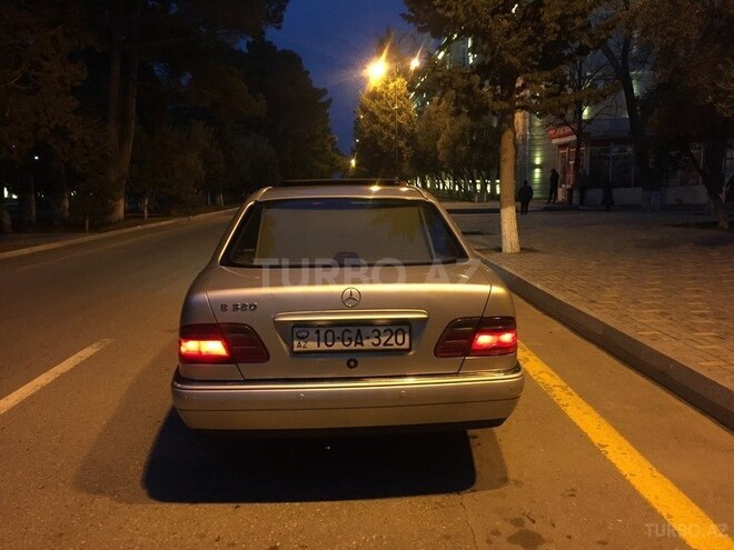 Mercedes E 320 1997, 193,000 km - 3.2 l - Sumqayıt