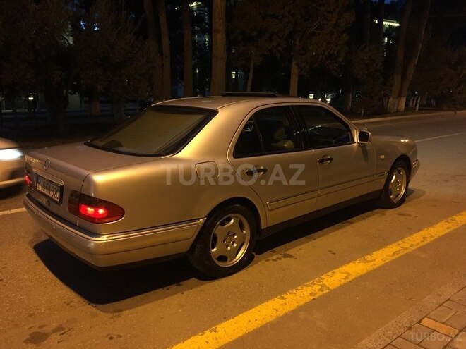 Mercedes E 320 1997, 193,000 km - 3.2 l - Sumqayıt