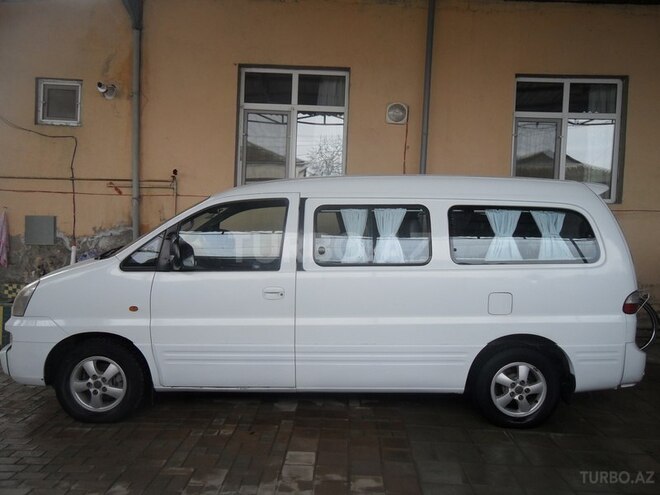 Hyundai H-1 2004, 218,000 km - 2.5 л - Bakı
