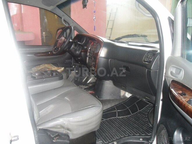 Hyundai H-1 2004, 218,000 km - 2.5 л - Bakı