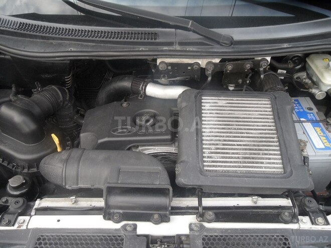 Hyundai H-1 2004, 218,000 km - 2.5 л - Bakı