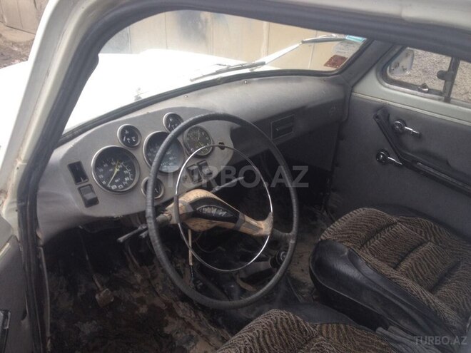 Moskvich  1962, 220,000 km - 2.4 l - Quba