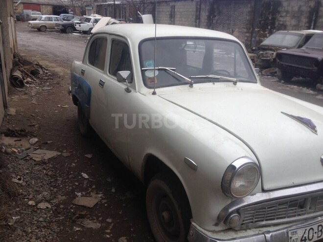 Moskvich  1962, 220,000 km - 2.4 l - Quba