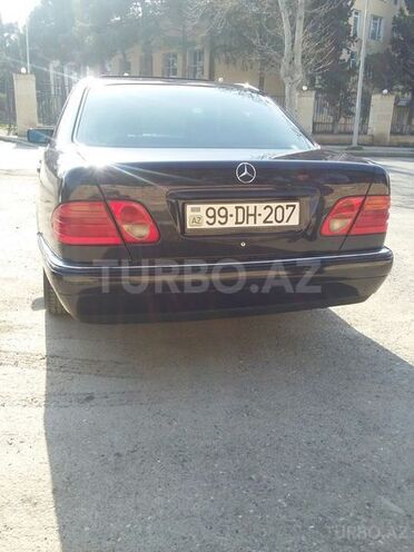 Mercedes E 240 1998, 2,900 km - 0.3 l - Gəncə