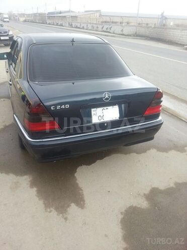 Mercedes C 240 1999, 260,000 km - 2.4 l - Bakı