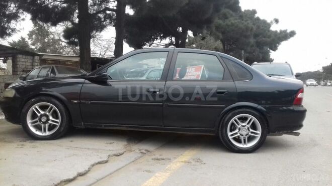 Opel Vectra 1996, 204,563 km - 1.8 л - Bakı