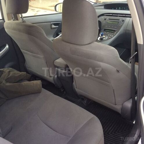 Toyota Prius 2011, 136,000 km - 1.8 l - Bakı