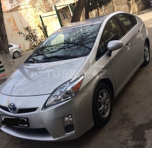 Toyota Prius 2011, 136,000 km - 1.8 l - Bakı
