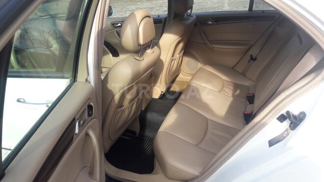 Mercedes C 240 2002, 330,000 km - 2.6 l - Bərdə
