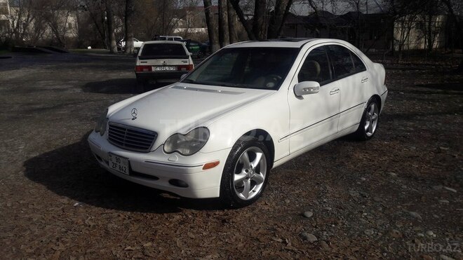Mercedes C 240 2002, 330,000 km - 2.6 l - Bərdə