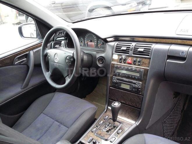 Mercedes E 270 1999, 374,000 km - 2.7 l - Bakı