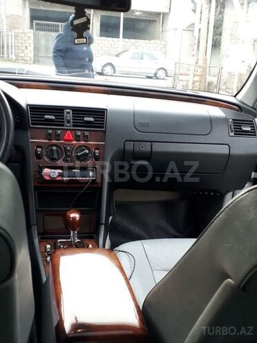 Mercedes C 230 1999, 232,500 km - 2.3 л - Bakı