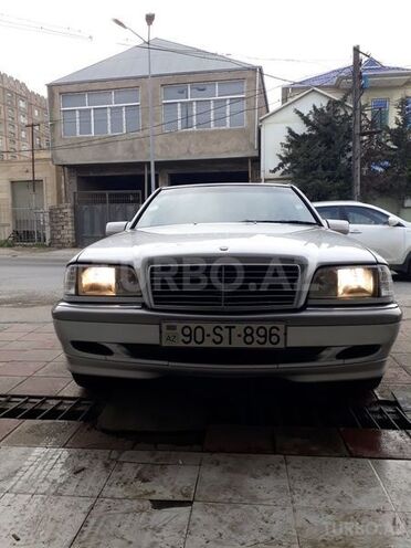 Mercedes C 230 1999, 232,500 km - 2.3 л - Bakı