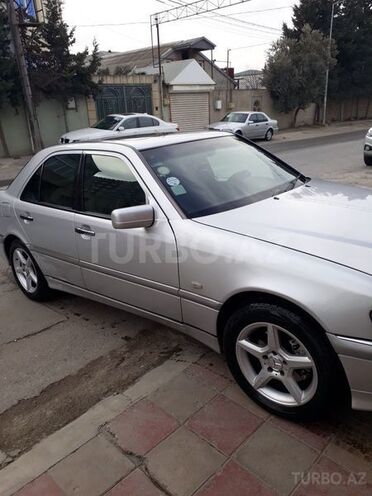Mercedes C 230 1999, 232,500 km - 2.3 л - Bakı