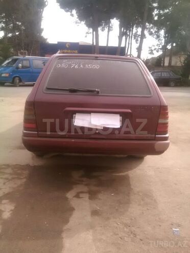Mercedes E 300 1989, 311,111 km - 0.3 l - Biləsuvar