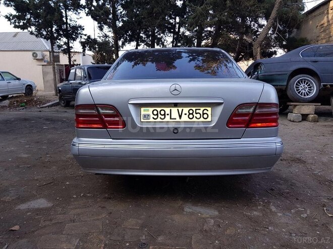 Mercedes E 280 2000, 255,500 km - 2.8 l - Bakı