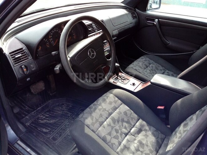 Mercedes C 180 1999, 326,000 km - 1.8 л - Sumqayıt