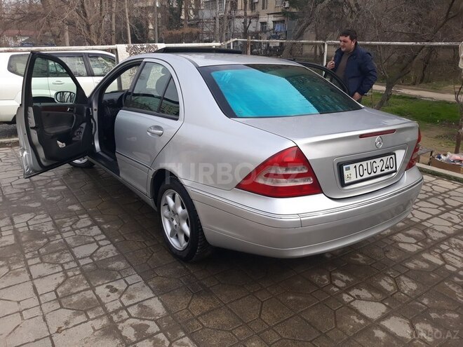 Mercedes C 240 2000, 225,000 km - 2.6 л - Bakı
