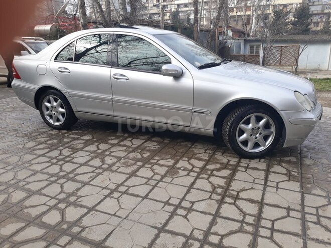 Mercedes C 240 2000, 225,000 km - 2.6 л - Bakı