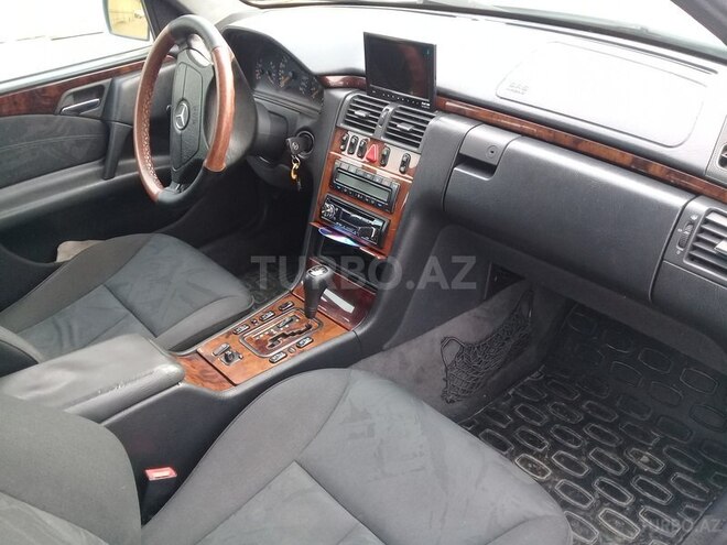 Mercedes C 280 1999, 309,000 km - 2.8 l - Bakı