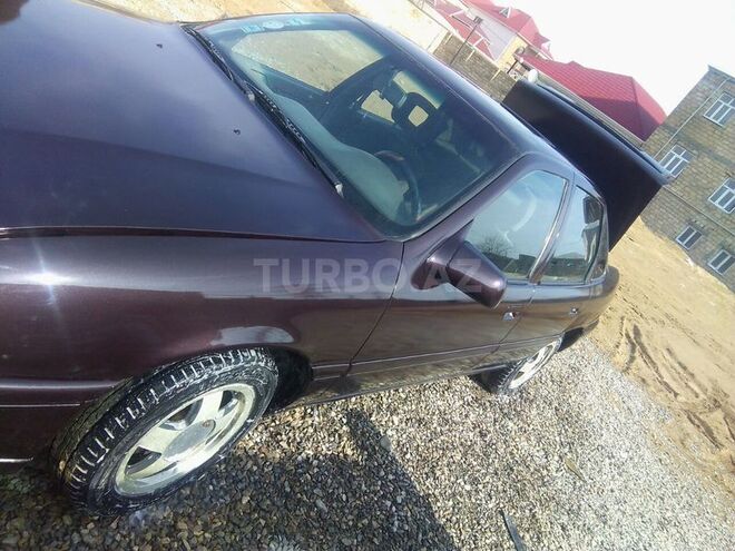 Opel Vectra 1992, 200,000 km - 1.6 l - Bakı
