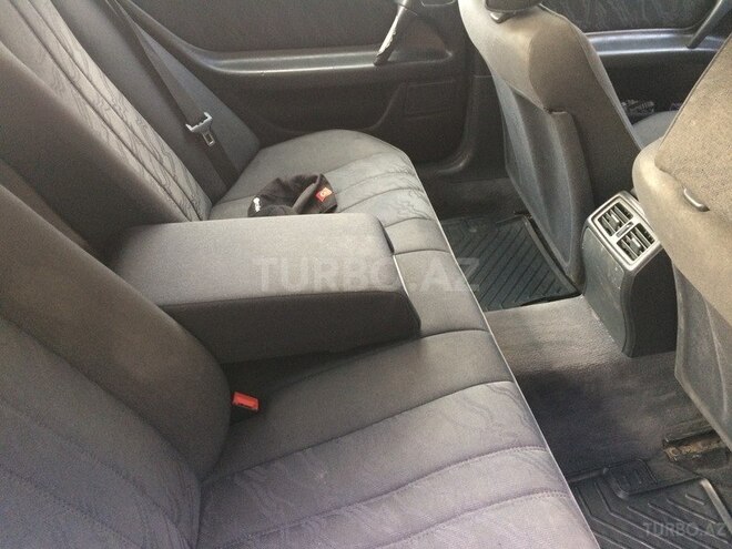 Mercedes E 230 1996, 290,000 km - 2.3 л - Bakı