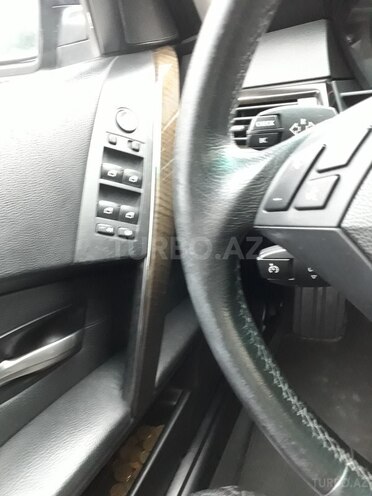 BMW 525 2006, 187,000 km - 2.5 l - Bakı