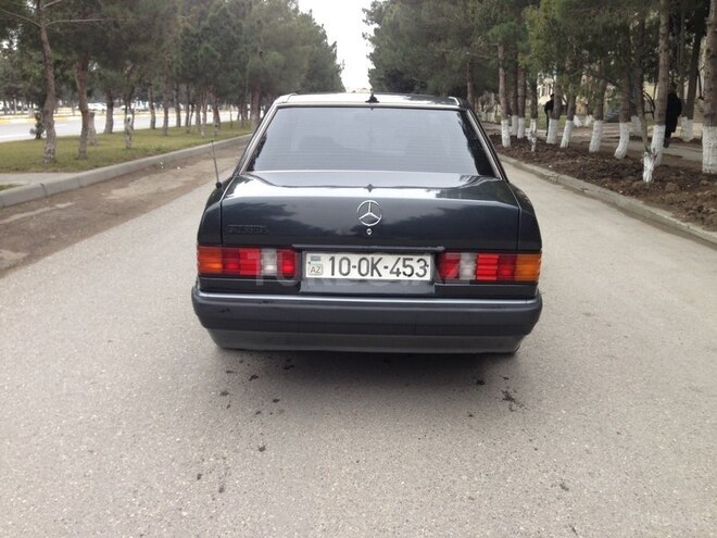 Mercedes 190 1990, 241,000 km - 2.0 l - Sumqayıt