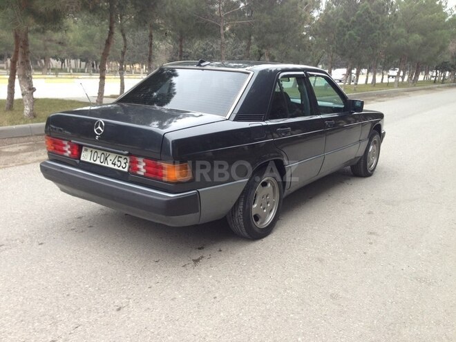 Mercedes 190 1990, 241,000 km - 2.0 l - Sumqayıt