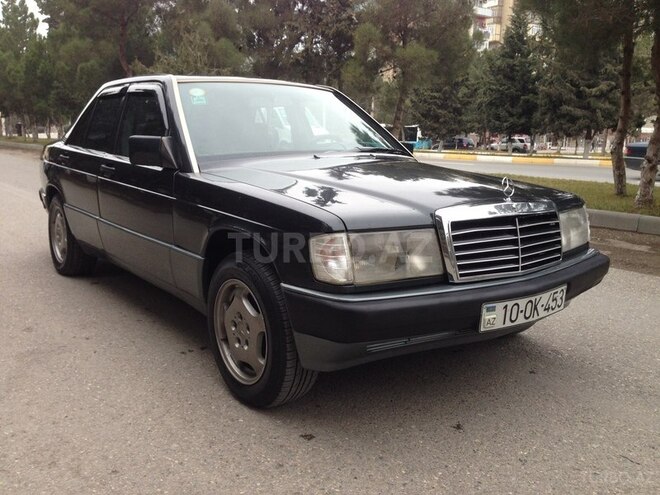 Mercedes 190 1990, 241,000 km - 2.0 l - Sumqayıt