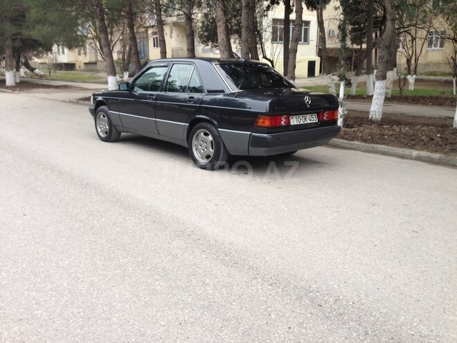 Mercedes 190 1990, 241,000 km - 2.0 l - Sumqayıt