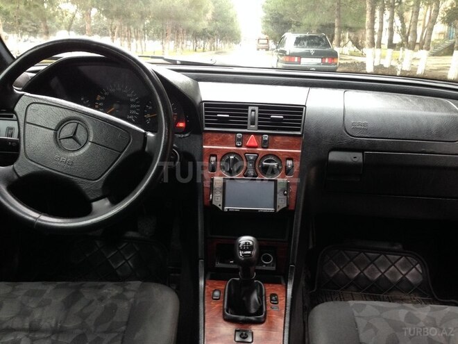 Mercedes C 180 1997, 241,600 km - 1.8 l - Sumqayıt