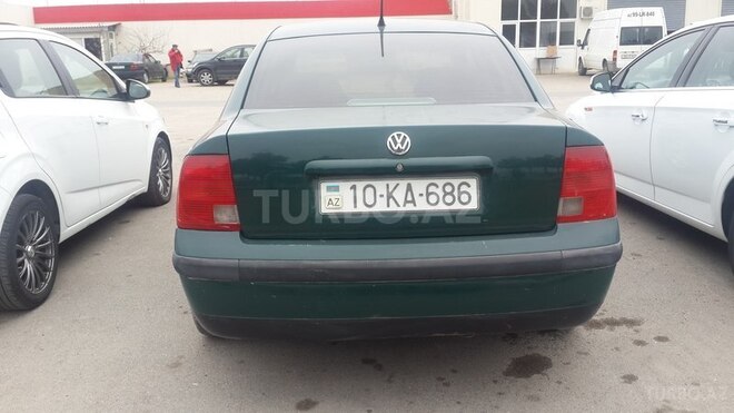 Volkswagen Passat 1998, 285,600 km - 1.8 l - Sumqayıt
