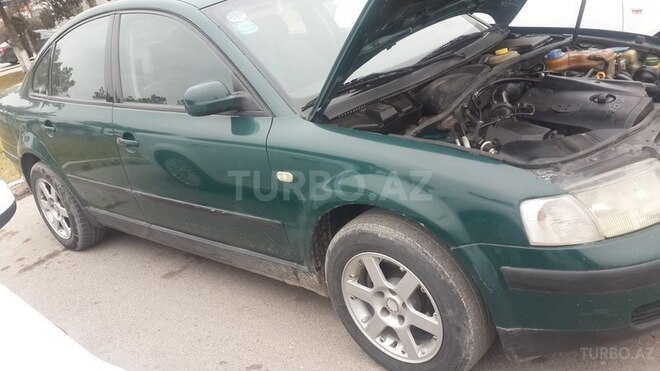Volkswagen Passat 1998, 285,600 km - 1.8 l - Sumqayıt