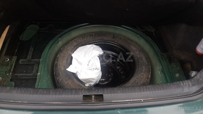 Volkswagen Passat 1998, 285,600 km - 1.8 l - Sumqayıt