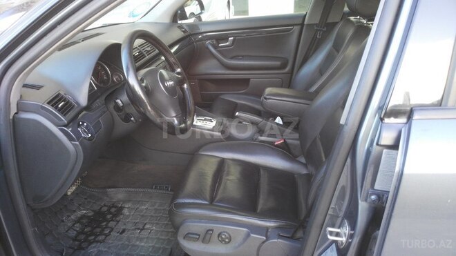 Audi A4 2003, 318,000 km - 1.8 l - Bakı